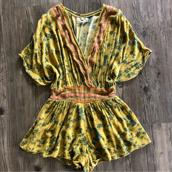 Urban Outfitters boho romper - Picture 2 of 10